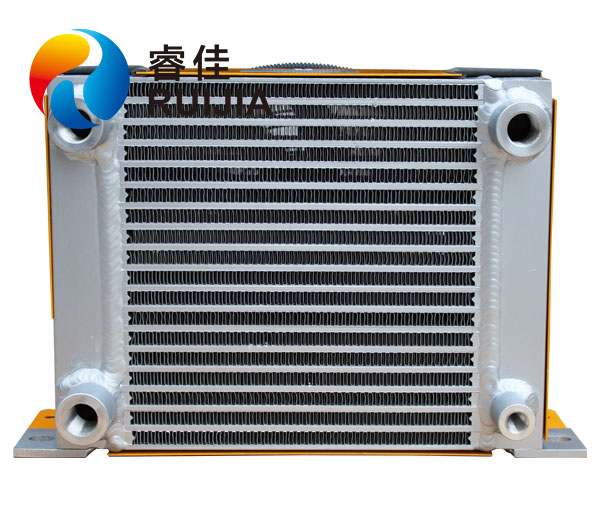 新型RJ255風冷散熱器