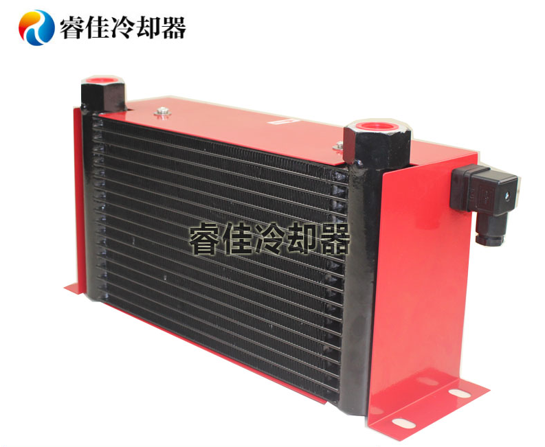 常見問題：潤滑油用什么散熱器？