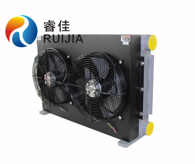 挖機加裝液壓油散熱器選型